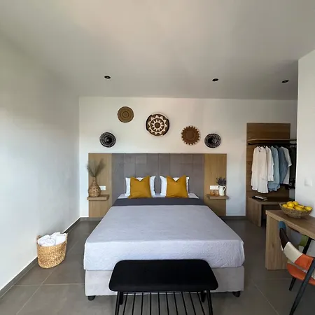 Apartment Cactus Skiathos Town
